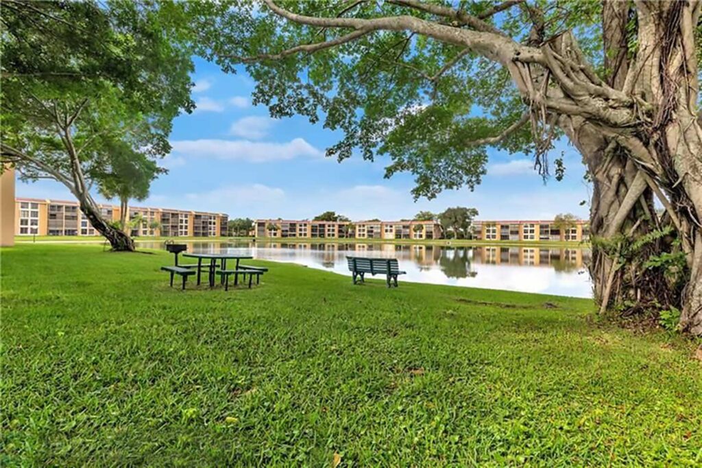 boca raton real estate for sale, carolyn v mcnamara, coldwell banker, Real Estate Coral Springs, Deerfield Beach Real Estate, DeerCreek Real Estate, CVM Realty, buying homes in south florida, 5 star reviews, testimonial, Carolyn mcnamara realtor