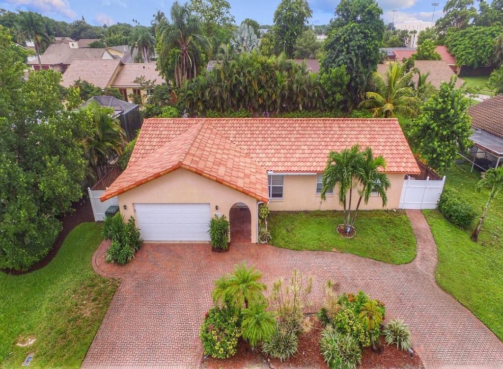 boca raton real estate for sale, carolyn v mcnamara, coldwell banker, Real Estate Coral Springs, Deerfield Beach Real Estate, Waterford Real Estate, CVM Realty, buying homes in south florida