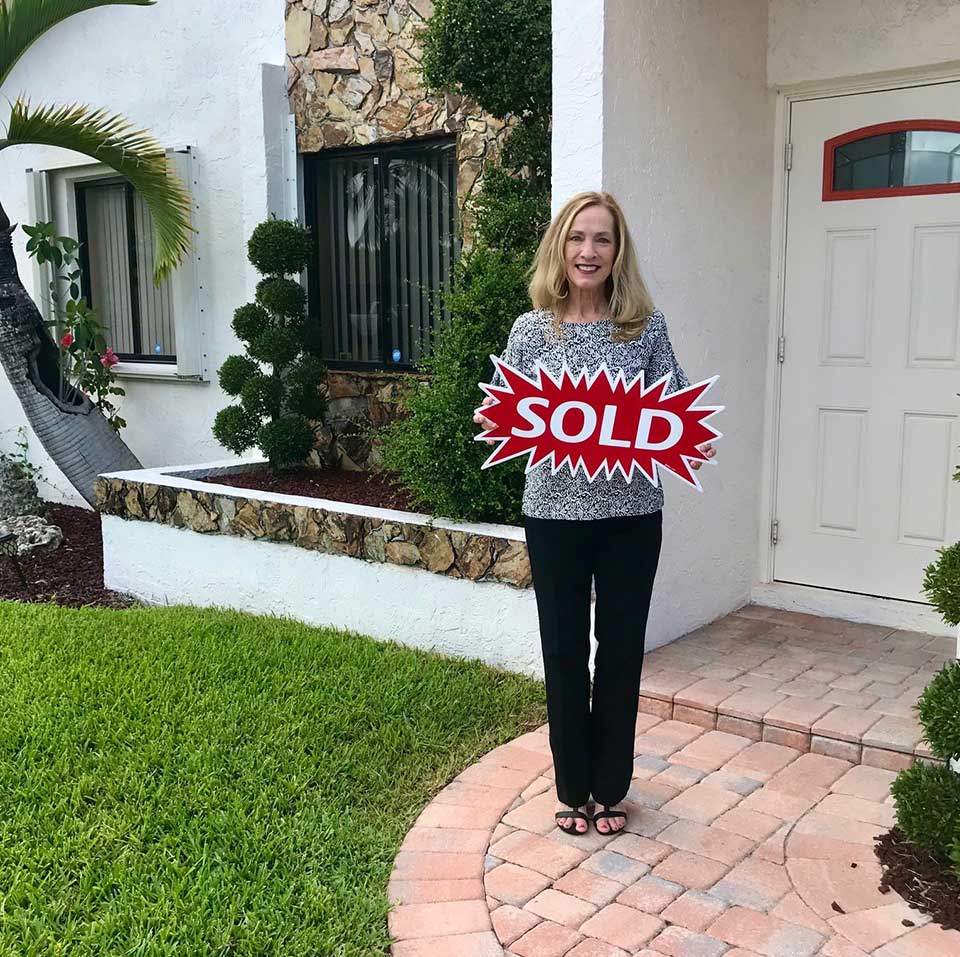 Carolyn V McNamara, Carolyn McNamara5 star review, best realtor in south florida,boca raton real estate for sale, carolyn v mcnamara, coldwell banker, Real Estate Coral Springs, Deerfield Beach Real Estate, Waterford Real Estate, CVM Realty, buying homes in south florida, selling homes in south florida