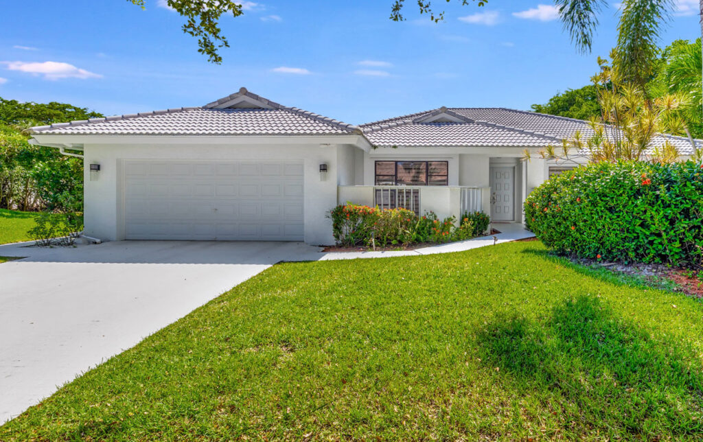 % Star Review, 2036 Woodlake , Deerfield Beach, Florida, Realtor, Real Estate